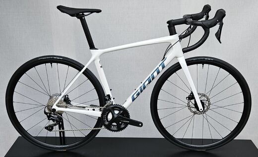 Giant 23 TCR Advanced 2 Disc UnicornWhite 1.jpg