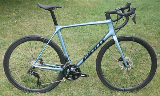 Giant 23 TCR Advanced Pro 1 Di2 1.JPG