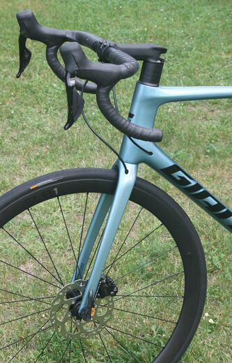 Giant 23 TCR Advanced Pro 1 Di2 8.JPG