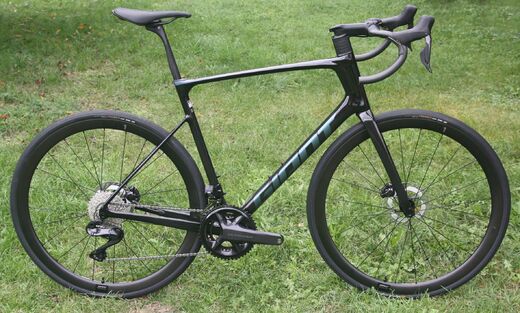 Giant 24 Defy Advanced Pro 0 Di2 1.JPG