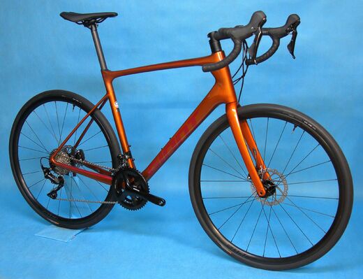 Giant Defy Advanced 2 AmberGlow M23 2.JPG